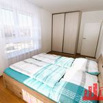 Pronajměte si 3 ložnic/e byt o rozloze 70 m² v Bakov nad Jizerou