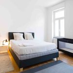 Rent 1 bedroom apartment of 75 m² in Metz