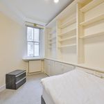 Rent 3 bedroom flat of 123 m² in London
