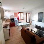 Affitto 3 camera appartamento di 80 m² in Adria