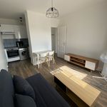 Rent 2 bedroom apartment of 30 m² in Hyères