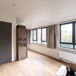 Appartement de 350 m² avec 5 chambre(s) en location à Elsene