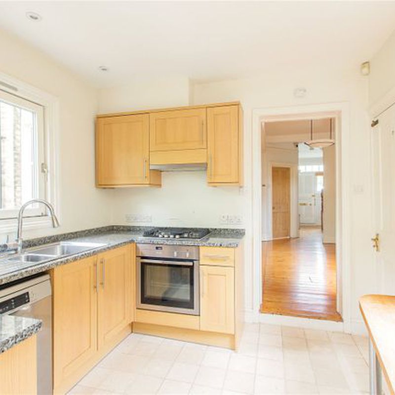 Detached house to rent in Chesterton Hall Crescent, Cambridge CB4 Kings Hedges