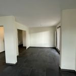 Rent 3 bedroom apartment of 76 m² in Cesson
