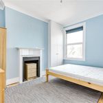 Rent 4 bedroom flat of 108 m² in London