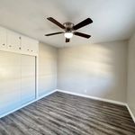 Rent 2 bedroom apartment of 700 m² in Anaheim