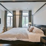 Rent 1 bedroom flat of 78 m² in London