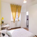 Rent a room of 113 m² in Milan