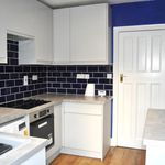 Rent 3 bedroom flat in Bromley