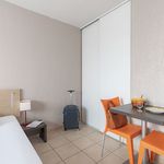 Rent 1 bedroom apartment of 18 m² in Vitrolles