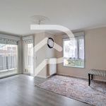 Rent 5 bedroom apartment of 96 m² in Guyancourt