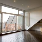 Rent 6 bedroom house of 360 m² in Saint-Gilles