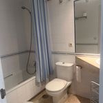 Rent 4 bedroom house of 260 m² in Granada