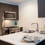 Rent 2 bedroom apartment of 84 m² in Long Beach