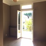 Appartement de 67 m² avec 4 chambre(s) en location à Hyères