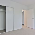 Rent 2 bedroom apartment of 78 m² in Toronto