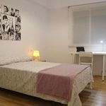 Rent a room of 139 m² in València