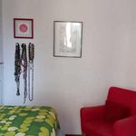 Affitto 2 camera appartamento di 84 m² in Genoa