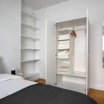 Appartement de 138 m² avec 4 chambre(s) en location à Paris