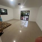 Rent 3 bedroom house of 283 m² in Miami