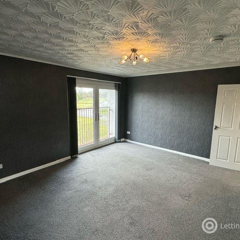 2 Bedroom Flat to Rent at Murdostoun, Newmains, North-Lanarkshire, England West Crindledyke