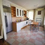 Rent 4 bedroom apartment of 121 m² in Budapest