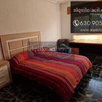 Rent a room of 95 m² in Albacete