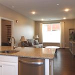 Rent 2 bedroom apartment of 112 m² in Fairfax