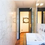Rent 1 bedroom apartment of 72 m² in Milano