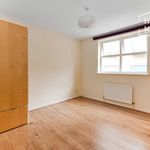Rent 2 bedroom flat in Croydon