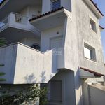 Rent 3 bedroom house of 24500 m² in Rodopoli