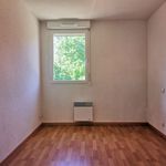 Rent 2 bedroom apartment of 32 m² in Espalion