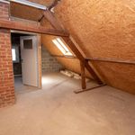 Rent 2 bedroom house of 1300 m² in Deerlijk