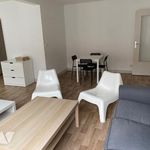 Appartement de 6054 m² avec 3 chambre(s) en location à Reims