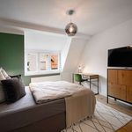 Rent a room of 98 m² in Stuttgart
