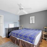 Rent 1 bedroom apartment of 51 m² in Hallandale Beach