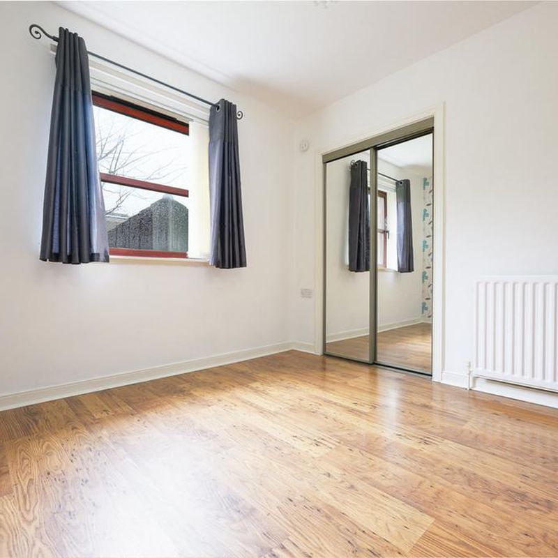 2 bedroom flat to rent Greenock
