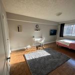 Rent a room in Montreal