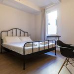 Affitto 2 camera appartamento di 84 m² in Bologna
