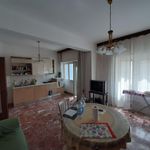 Affitto 4 camera appartamento in Reggio di Calabria