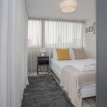 Rent 2 bedroom apartment of 100 m² in Porto