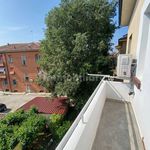 Affitto 4 camera appartamento di 90 m² in Ferrara