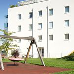 Miete 3 Schlafzimmer wohnung von 84 m² in Wiener Neustadt