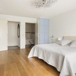 Huur 4 slaapkamer appartement van 169 m² in 's-Gravenhage
