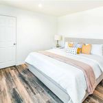 Rent 5 bedroom apartment of 308 m² in Eastvale