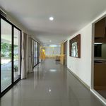 Rent 1 bedroom house of 450 m² in Khlong Tan Nuea