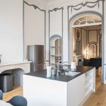 Rent 1 bedroom apartment of 110 m² in Bruxelles