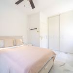 Rent 5 bedroom house of 436 m² in Nueva Andalucía