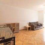 Rent 2 bedroom house of 93 m² in Boiro