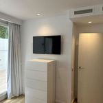 Rent 4 bedroom apartment of 260 m² in La Carolina